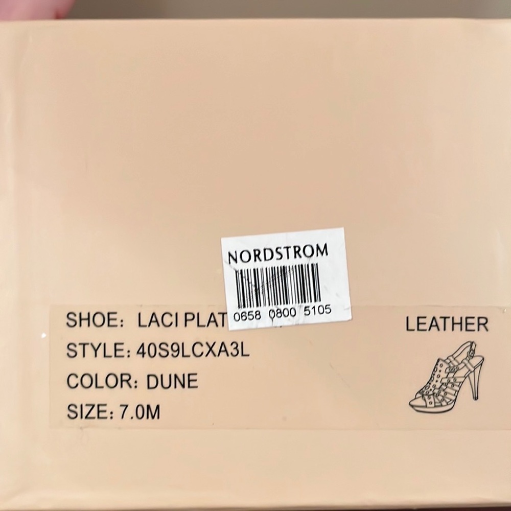 Micheal Kors Laci platforms - Picture 8 of 8